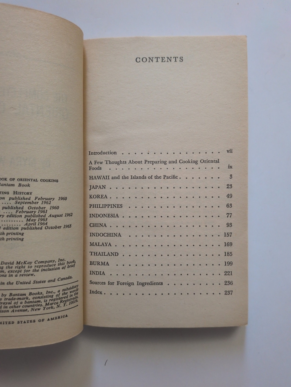The Complete Book of Oriental Cooking - Myra Waldo - 1965 - Picture 9 of 13